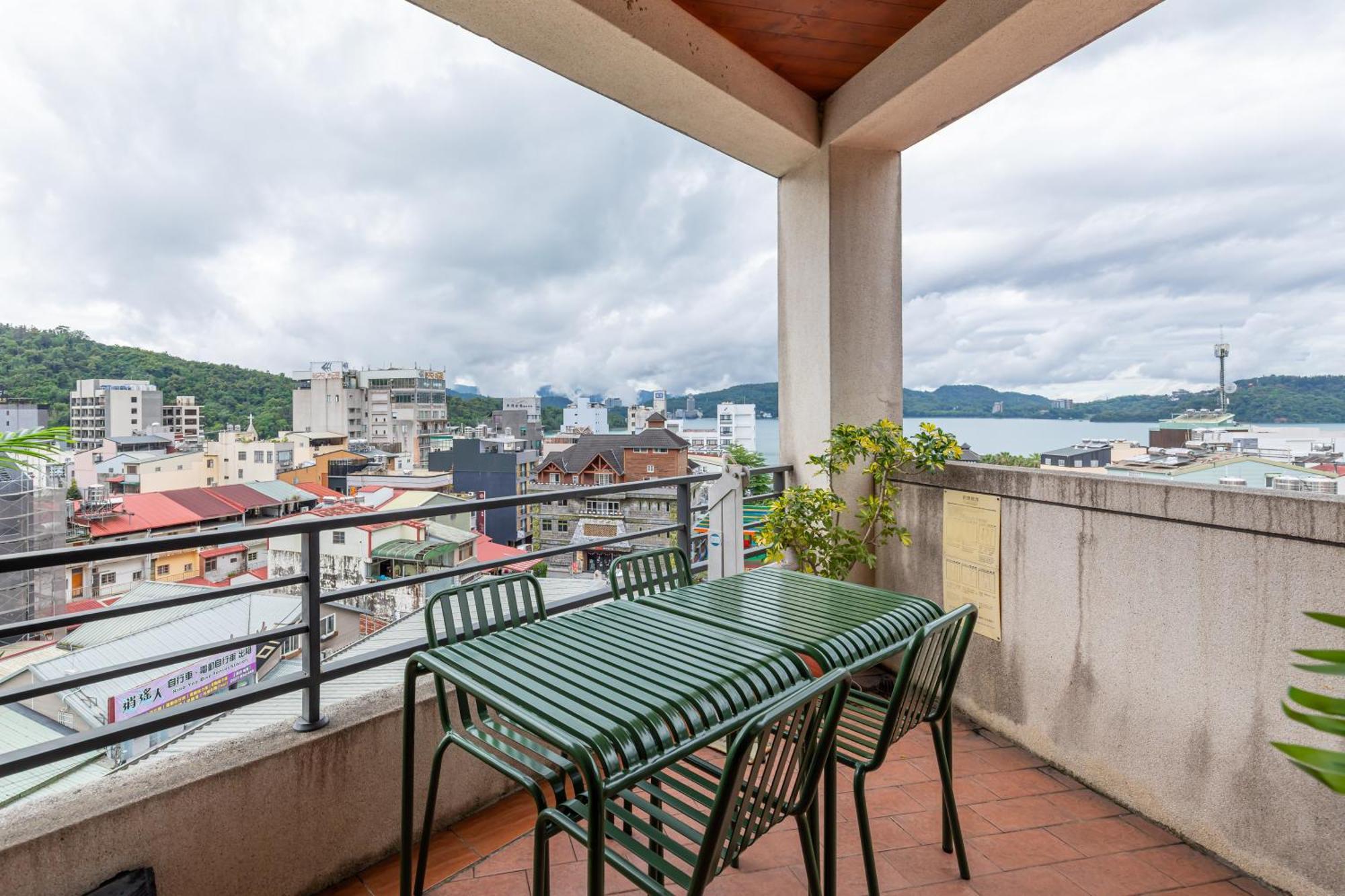 Sun Moon Lake Itathao Vacation Inn With Elevator Yuchi Exteriér fotografie