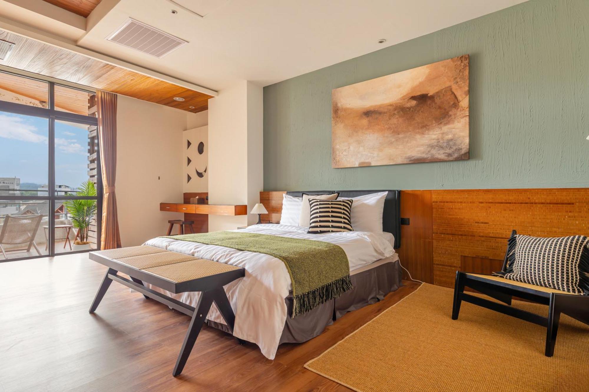 Sun Moon Lake Itathao Vacation Inn With Elevator Yuchi Exteriér fotografie