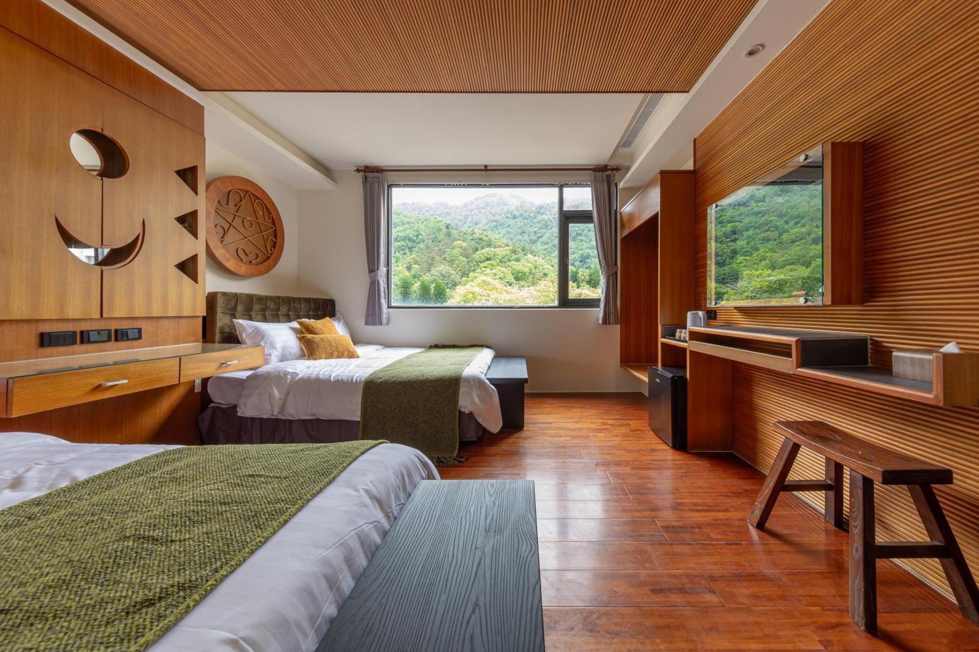 Sun Moon Lake Itathao Vacation Inn With Elevator Yuchi Exteriér fotografie