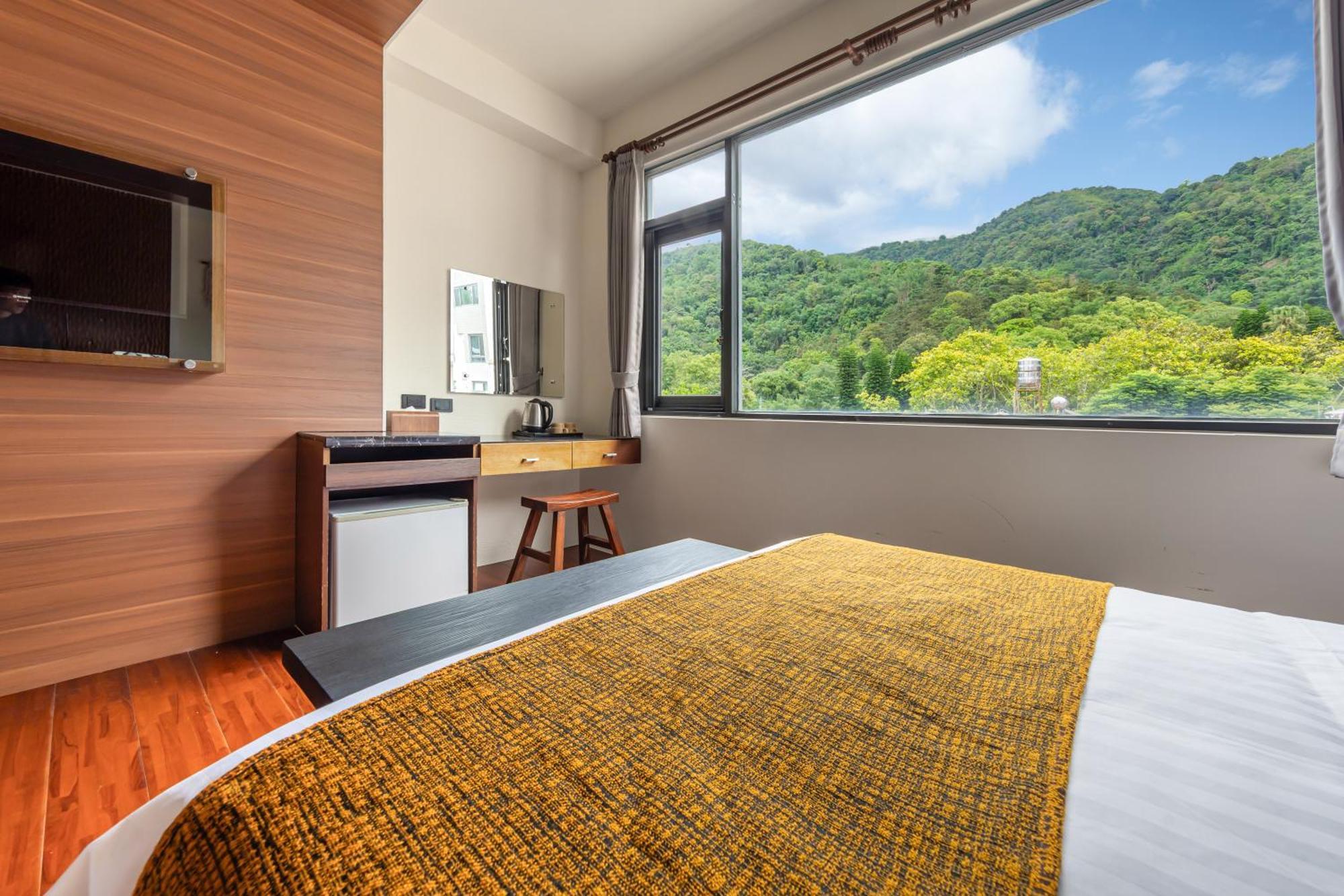 Sun Moon Lake Itathao Vacation Inn With Elevator Yuchi Exteriér fotografie