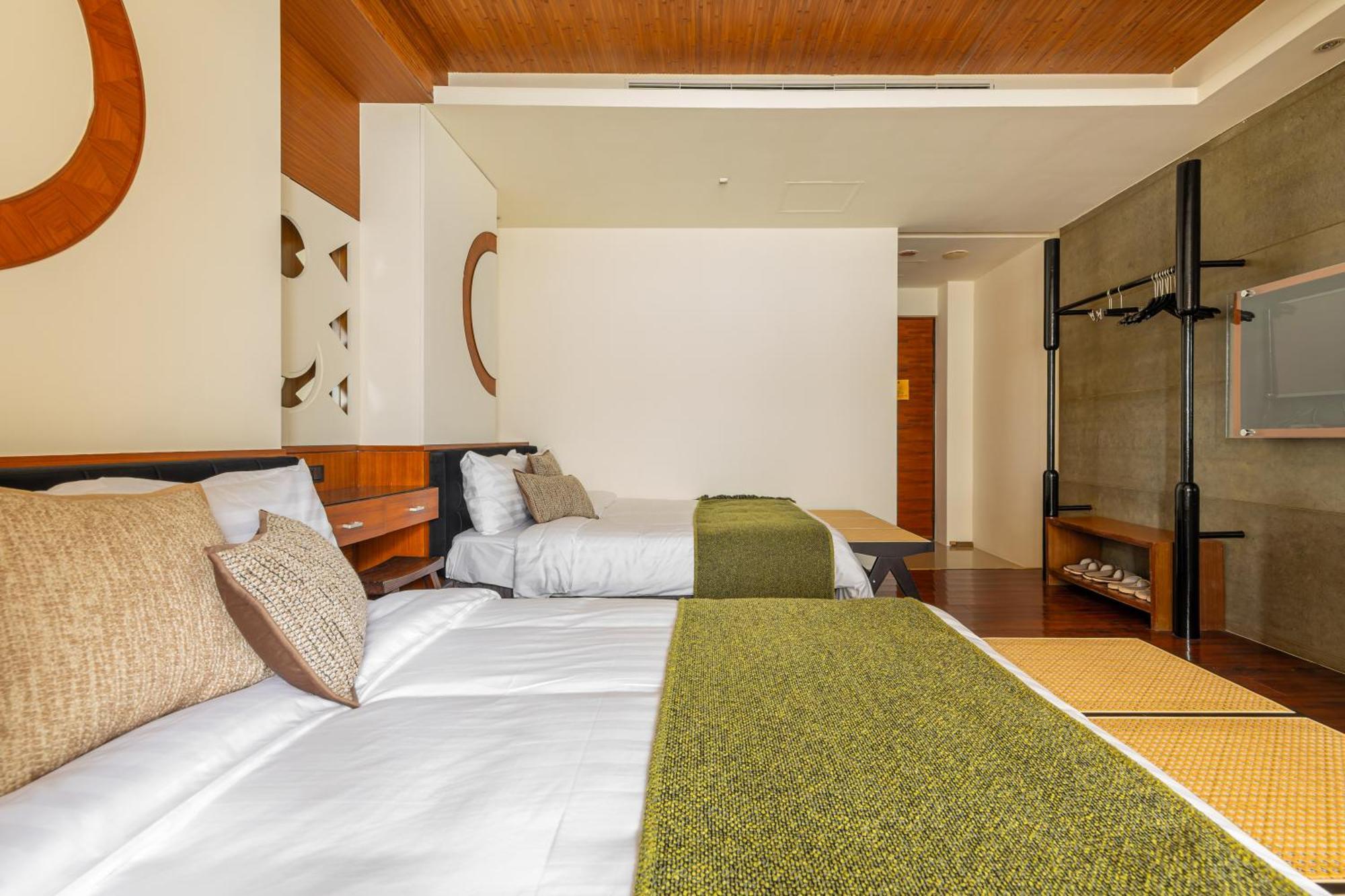 Sun Moon Lake Itathao Vacation Inn With Elevator Yuchi Exteriér fotografie