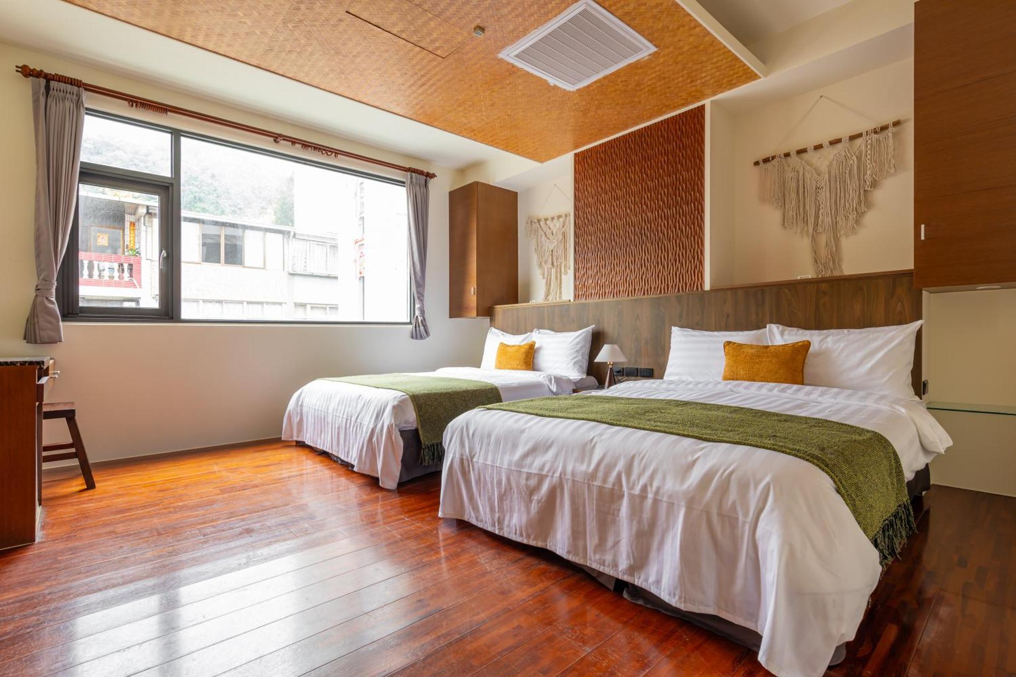Sun Moon Lake Itathao Vacation Inn With Elevator Yuchi Exteriér fotografie