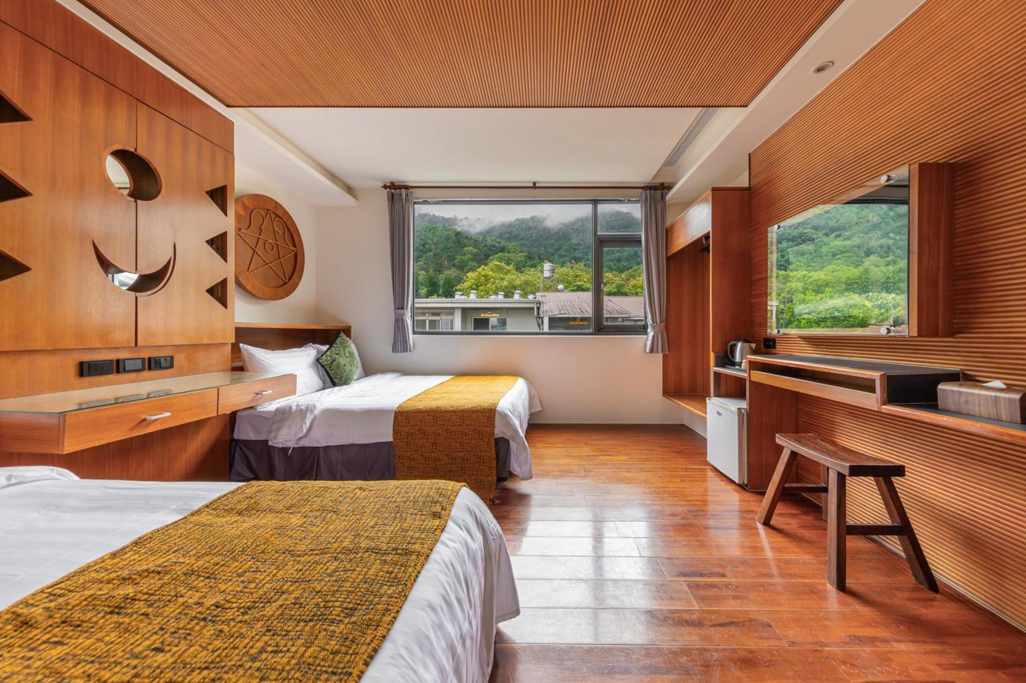 Sun Moon Lake Itathao Vacation Inn With Elevator Yuchi Exteriér fotografie