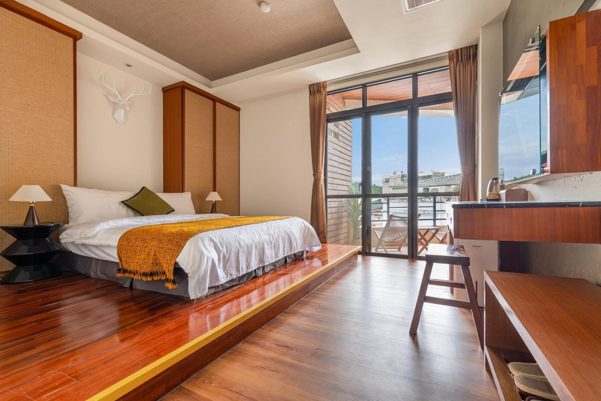 Sun Moon Lake Itathao Vacation Inn With Elevator Yuchi Exteriér fotografie