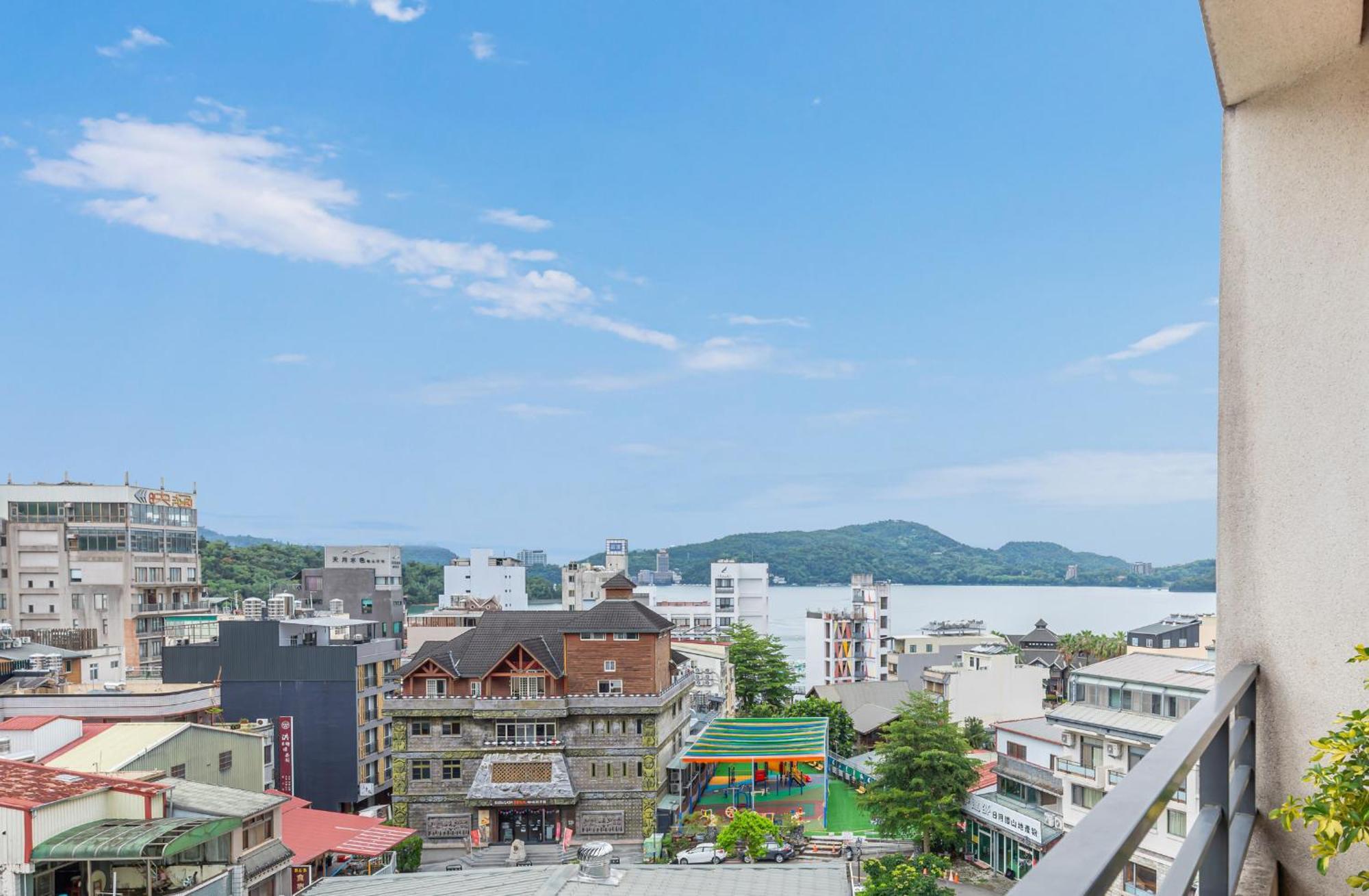 Sun Moon Lake Itathao Vacation Inn With Elevator Yuchi Exteriér fotografie